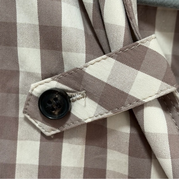 Lafayette 148 Gingham Button Down Blouse size 6 Taupe Cream Roll Tab Long Sleeve - Picture 7 of 12